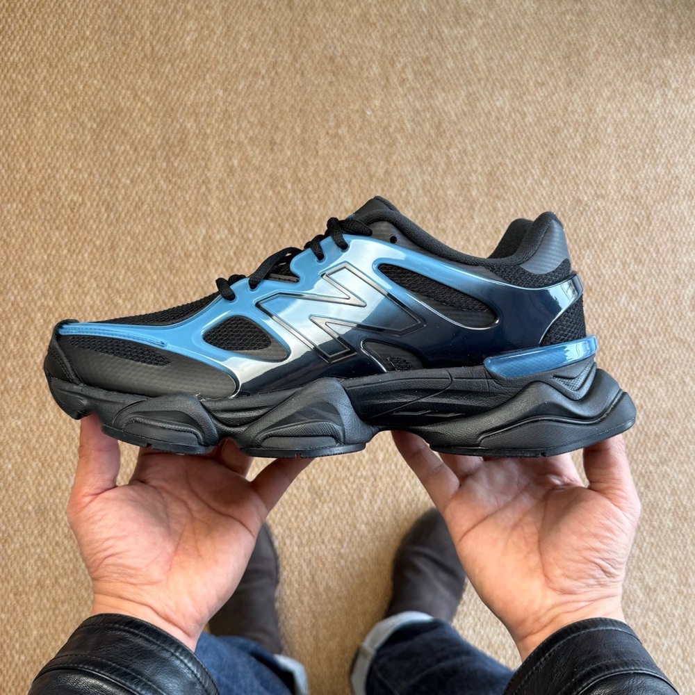 New Balance 9060 Men's Black and Blue Performance Sneakers - Picture 2 of 6